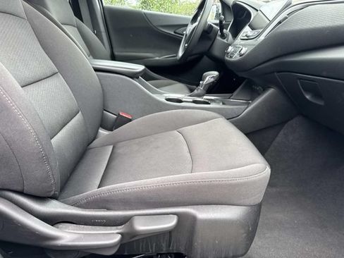 Used 2024 Chevrolet Malibu LT FWD image 11
