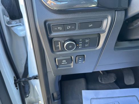 Used 2022 Ford F150 XLT w/ Equipment Group 302A High image 19