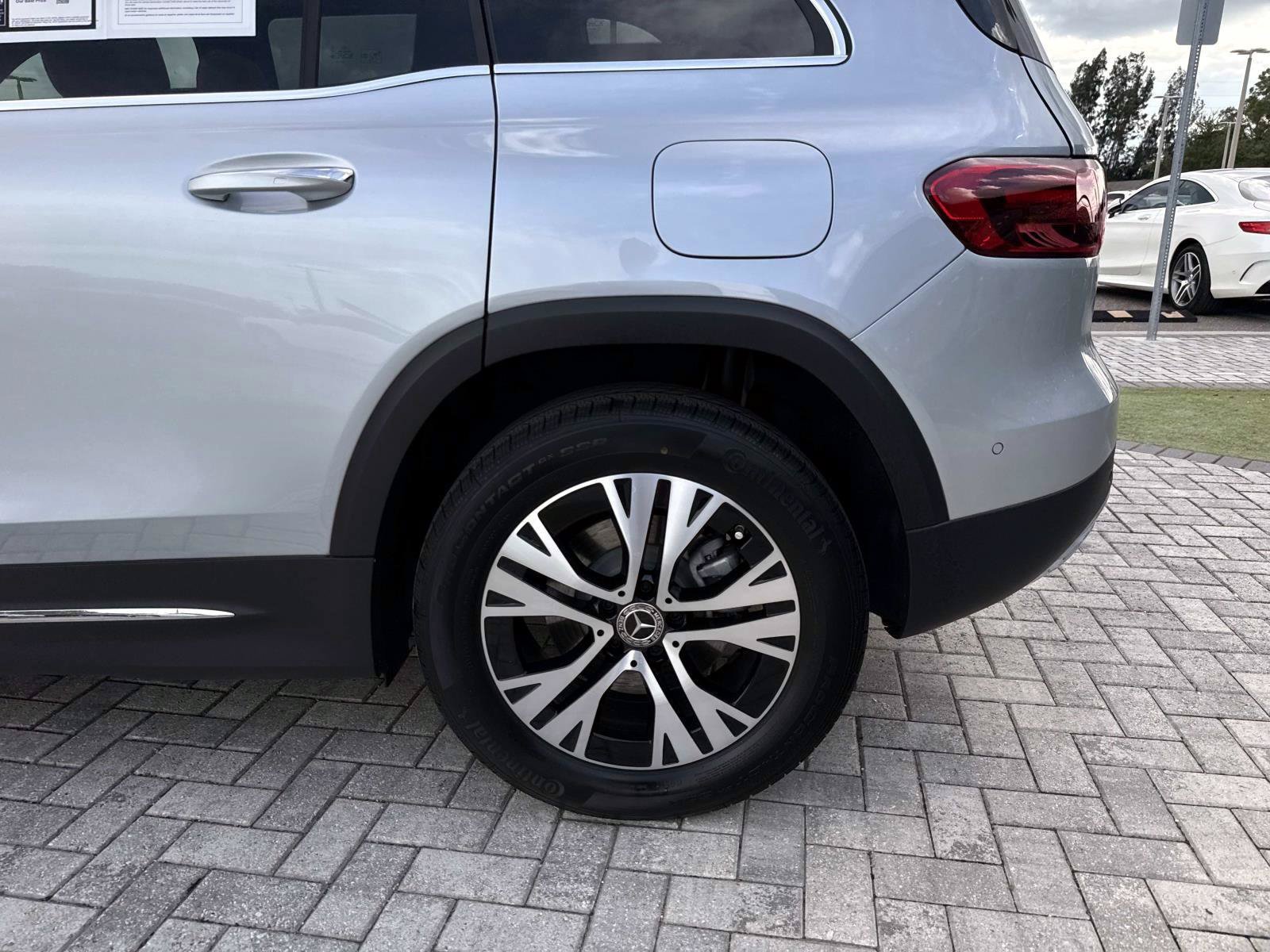 Certified 2025 Mercedes-Benz GLB 250 image 11