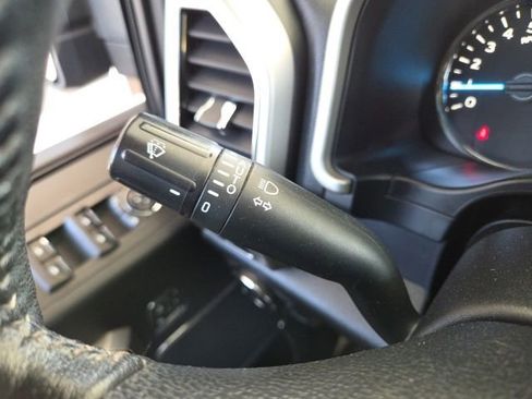Used 2019 Ford F150 Lariat w/ Equipment Group 502A Luxury AWD/4WD image 55