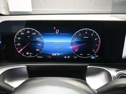 Used 2025 Mercedes-Benz GLB 250 GLB 250 w/ Exclusive Package image 10