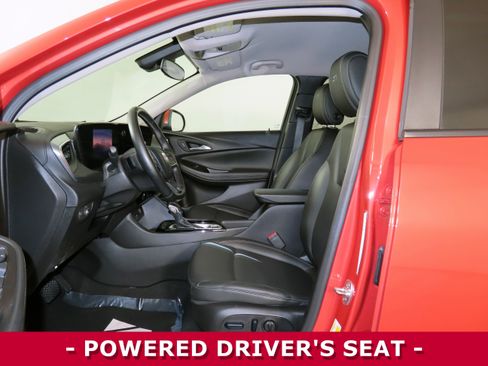 Used 2024 Buick Encore GX Sport Touring w/ Comfort Package image 4