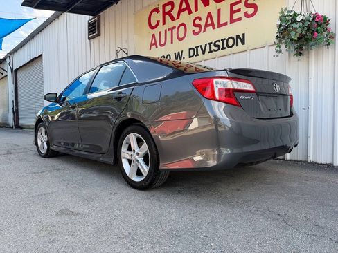 Used 2012 Toyota Camry SE FWD image 10