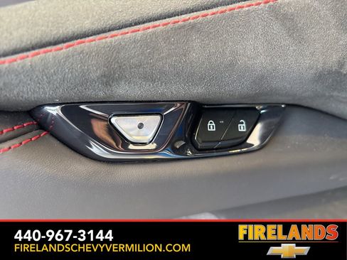 New 2024 Chevrolet Corvette Stingray Premium Conv w/ Stealth Interior Trim Package image 17