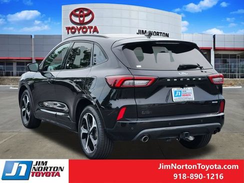 Used 2023 Ford Escape ST-Line Select w/ Tech Pack #2 AWD/4WD image 8