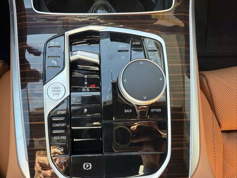 New 2026 BMW X5 M60i w/ Climate Comfort Package image 14