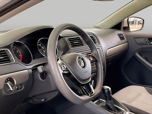 Used 2017 Volkswagen Jetta S FWD image 16