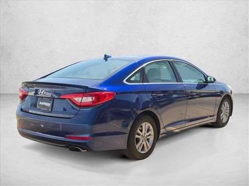 Used 2017 Hyundai Sonata SE FWD image 5