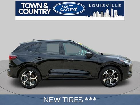 Used 2024 Ford Escape ST-Line Select w/ Tech Pack #2 AWD/4WD image 2