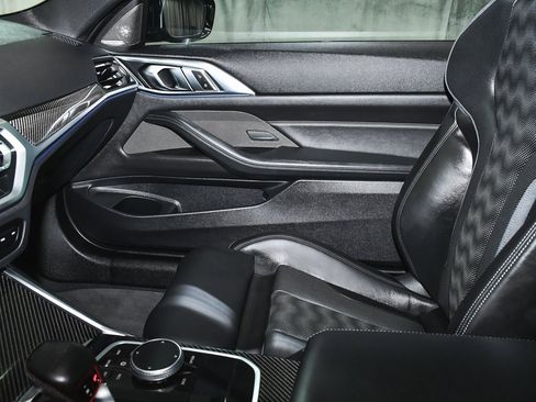 Used 2023 BMW M4 xDrive Competition image 55