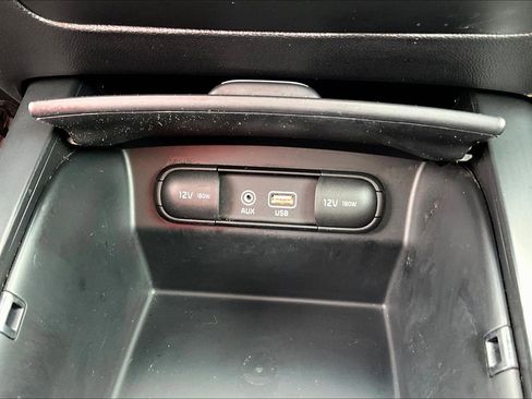 Used 2020 Kia Sorento L FWD image 16
