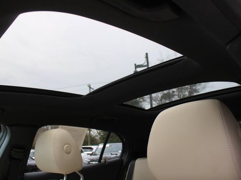 Used 2018 Mercedes-Benz GLA 250 image 51