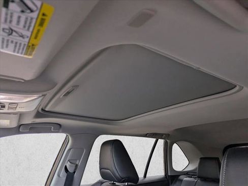 Used 2023 Toyota RAV4 XLE Premium image 21