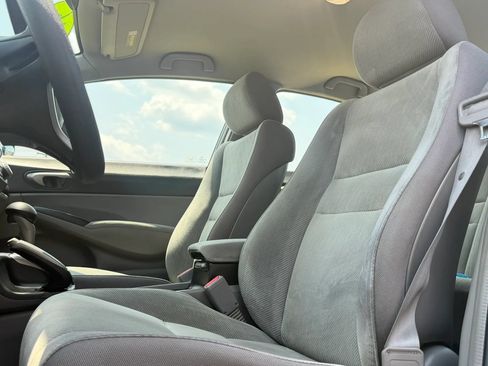 Used 2010 Honda Civic LX image 19