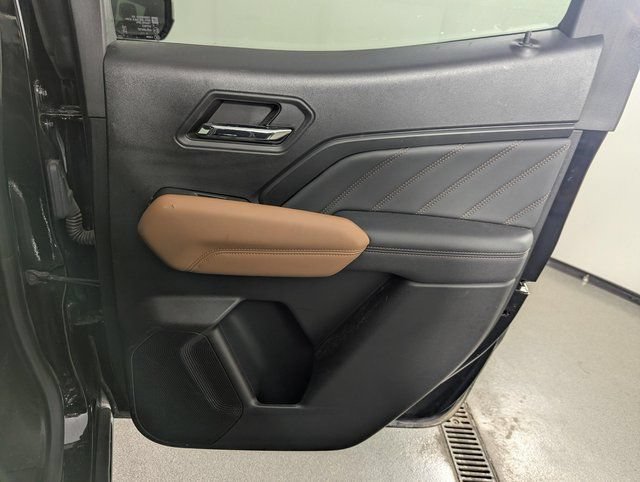Used 2023 GMC Canyon AT4 w/ Technology Package AWD/4WD image 19