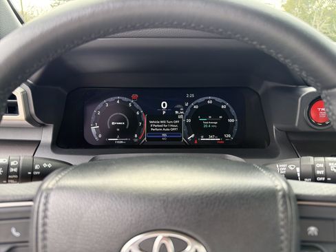 Certified 2025 Toyota 4Runner TRD Sport image 12