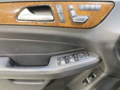 Used 2019 Mercedes-Benz GLS 450 4MATIC image 23