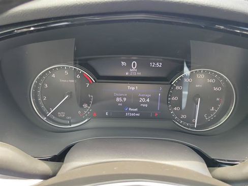 Certified 2022 Cadillac XT5 Luxury FWD image 44