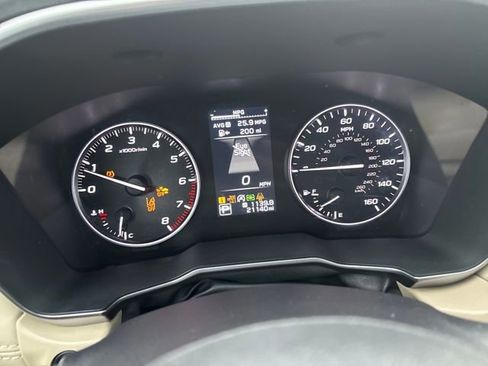 Used 2023 Subaru Outback Limited image 15