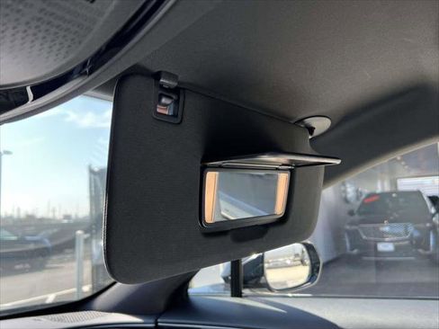 Certified 2024 Cadillac Lyriq Luxury image 33