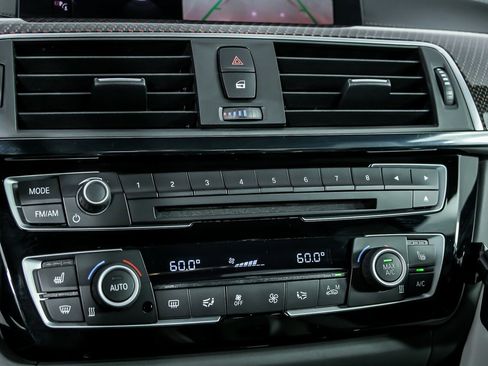 Used 2020 BMW M4 Coupe w/ Competition Package image 34