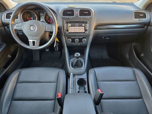 Used 2010 Volkswagen Jetta TDI image 24