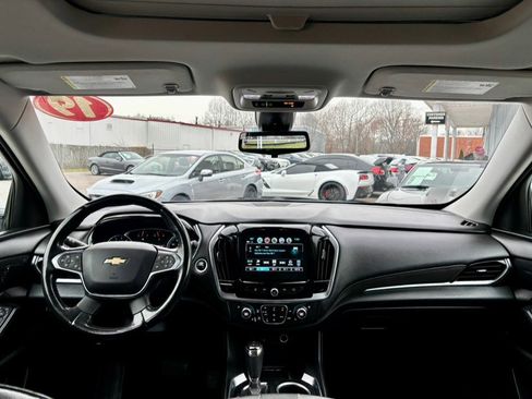 Used 2019 Chevrolet Traverse High Country image 12