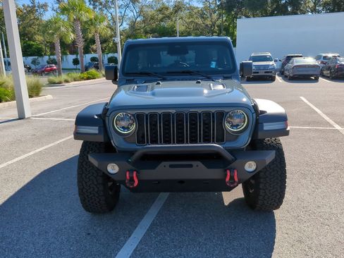 Used 2025 Jeep Wrangler Unlimited Rubicon AWD/4WD image 10