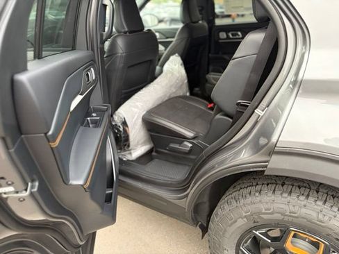 New 2026 Ford Explorer Tremor w/ Tremor Ultimate Package AWD/4WD image 18