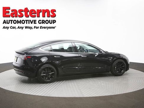 Used 2019 Tesla Model 3 Standard Range image 39