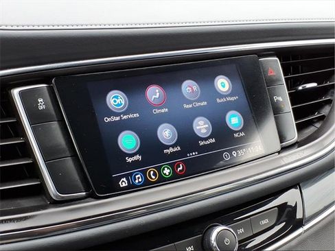 Used 2021 Buick Enclave Essence image 30