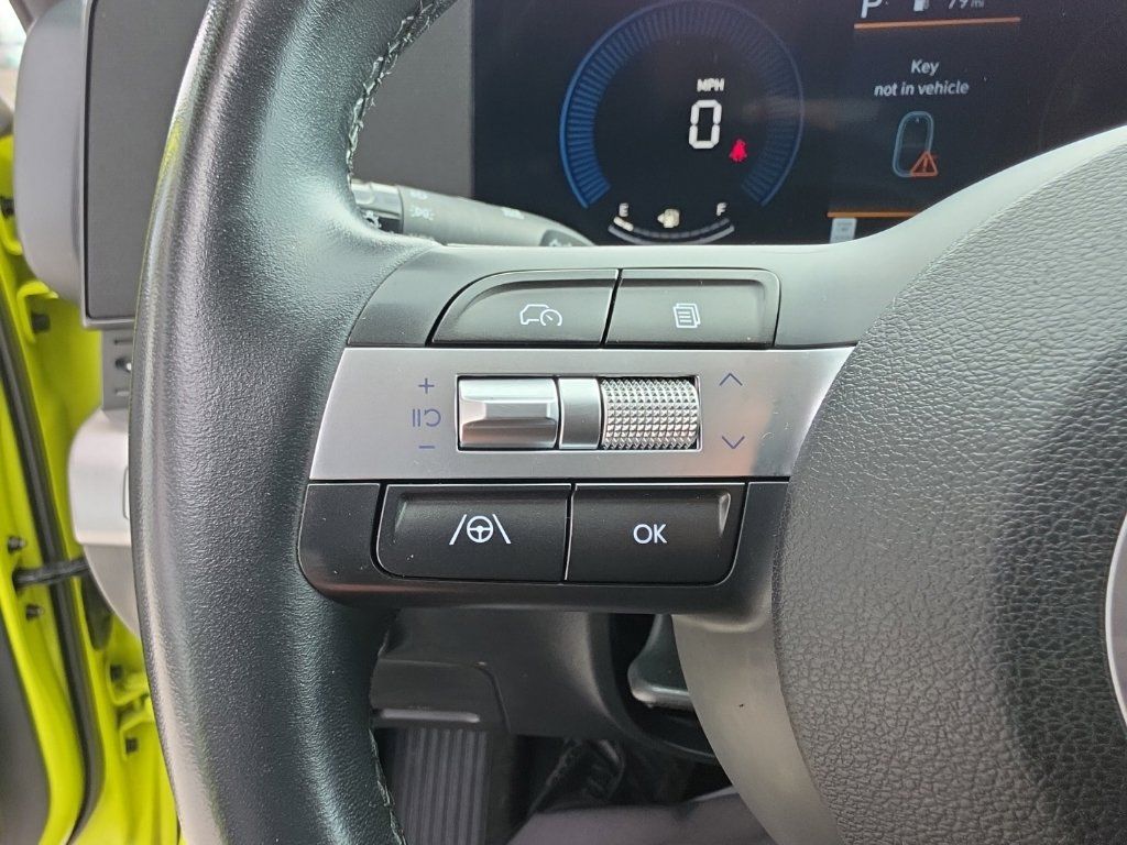 Used 2024 Hyundai Kona SEL AWD/4WD image 16