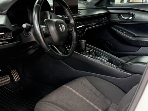 Used 2025 Honda Accord Sport image 16