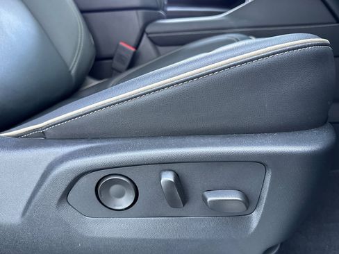 Used 2024 Chevrolet Tahoe Premier w/ Advanced Technology Package image 23