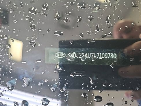 Used 2020 Kia Soul S FWD image 6