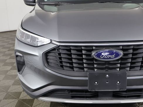 Used 2024 Ford Escape Active FWD image 11