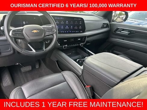 Used 2025 Chevrolet Suburban Premier AWD/4WD image 23