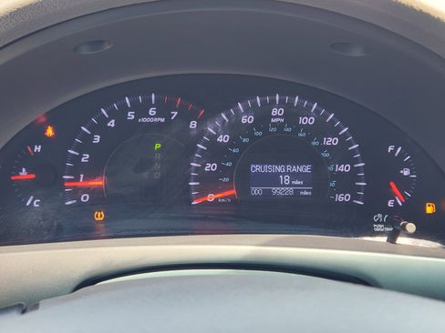 Used 2010 Toyota Camry XLE FWD image 15