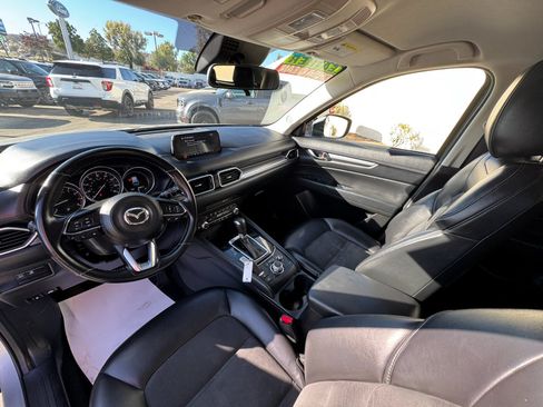 Used 2019 MAZDA CX-5 Touring FWD image 17