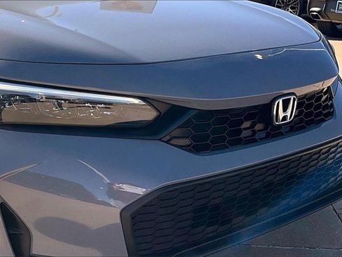 Used 2025 Honda Civic Sport image 30