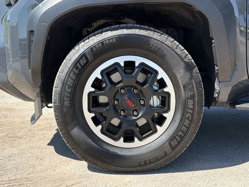 Certified 2025 Toyota 4Runner TRD Off-Road Premium w/ Tow Technology Package image 12