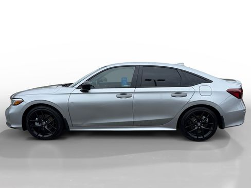 Used 2025 Honda Civic Sport image 2