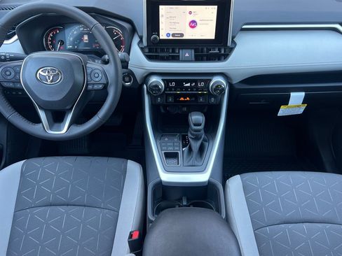 Used 2025 Toyota RAV4 XLE w/ Convenience Package AWD/4WD image 10