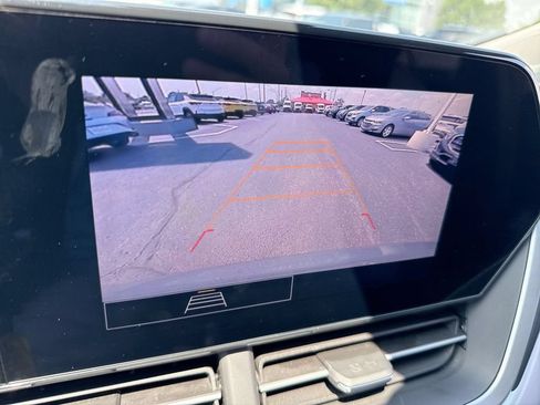 Used 2024 Chevrolet Trax LS w/ Driver Confidence Package FWD image 17