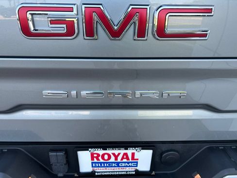 Used 2025 GMC Sierra 1500 SLT AWD/4WD image 31