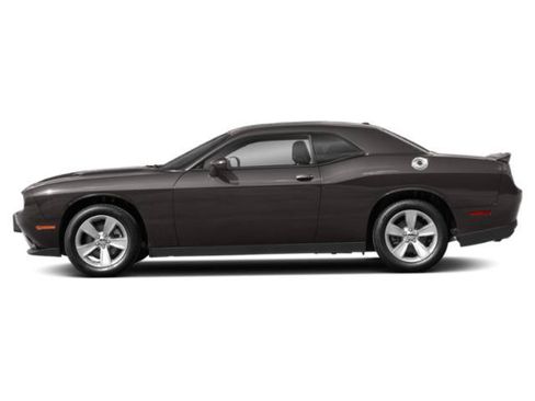 Used 2023 Dodge Challenger SXT RWD image 6