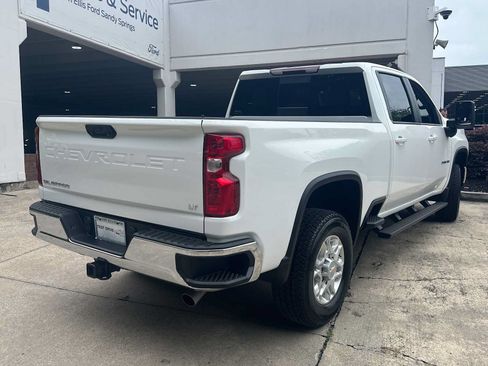 Used 2025 Chevrolet Silverado 2500 LT AWD/4WD image 7