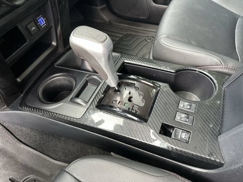 Used 2023 Toyota 4Runner TRD Off-Road Premium w/ Moonroof Package AWD/4WD image 21