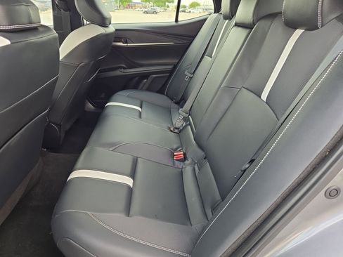 Used 2025 Toyota Camry SE w/ Convenience Package image 27