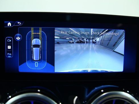 Certified 2025 Mercedes-Benz GLB 250 4MATIC image 10